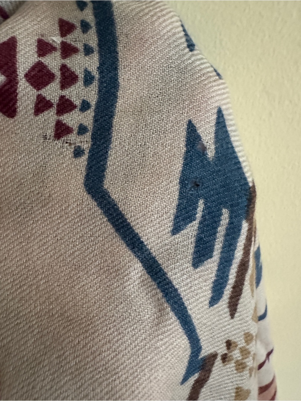 Pendleton Lightweight Scarf - Picture 5 of 5